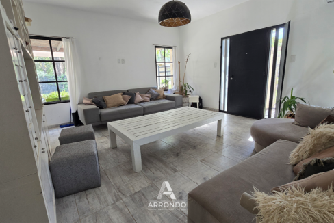 ArrondoProp_01_LivingAcceso02