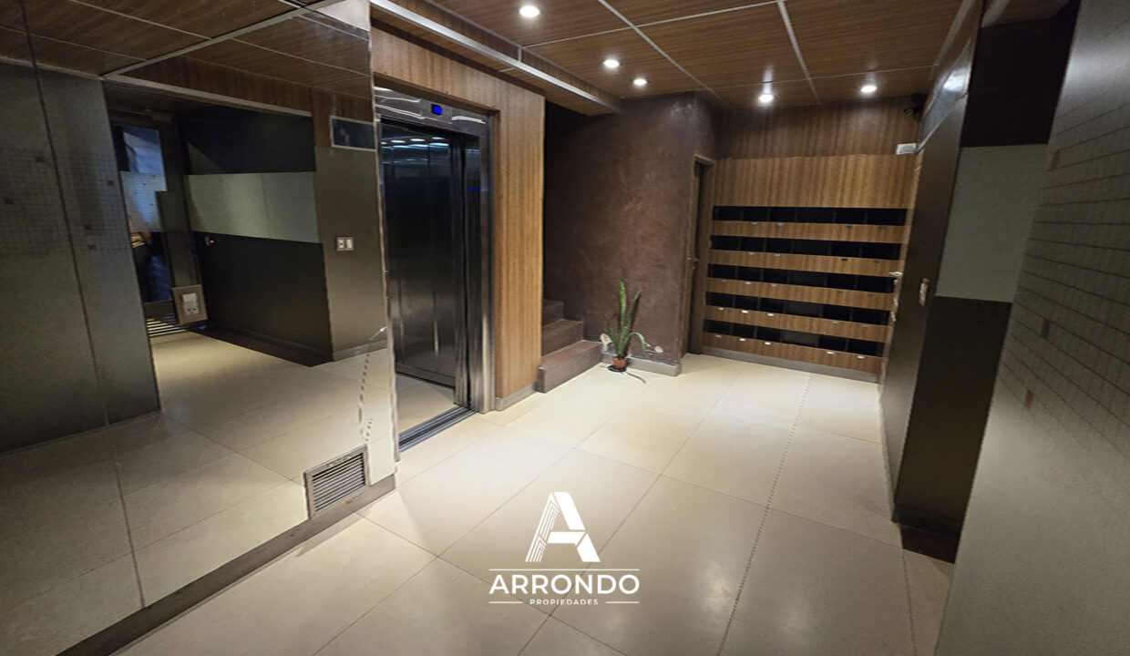 ArrondoProp_Brown1807_ Acceso01