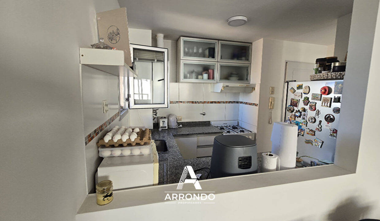 ArrondoProp_Brown1807_ Cocina01