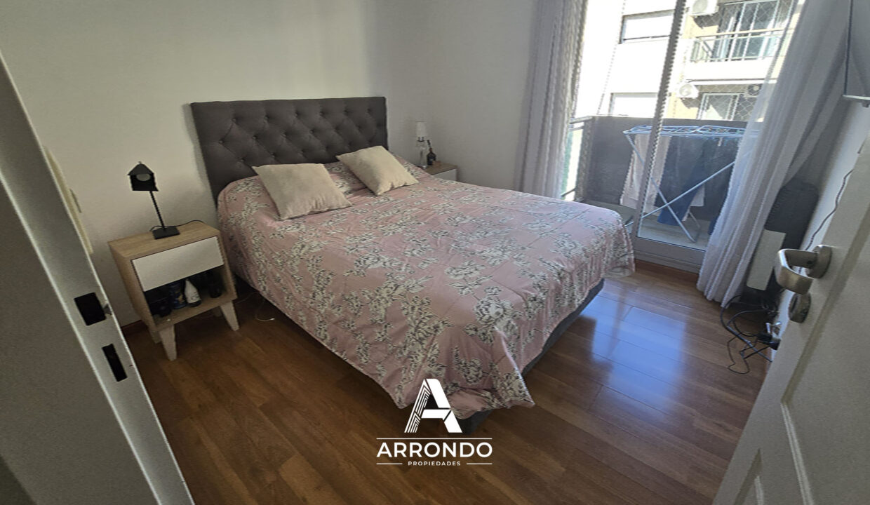 ArrondoProp_Brown1807_ Dormitorio01