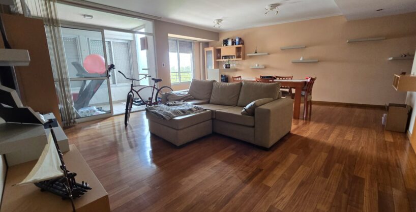 Amplio departamento en Rosario – A pasos del Parque Independencia