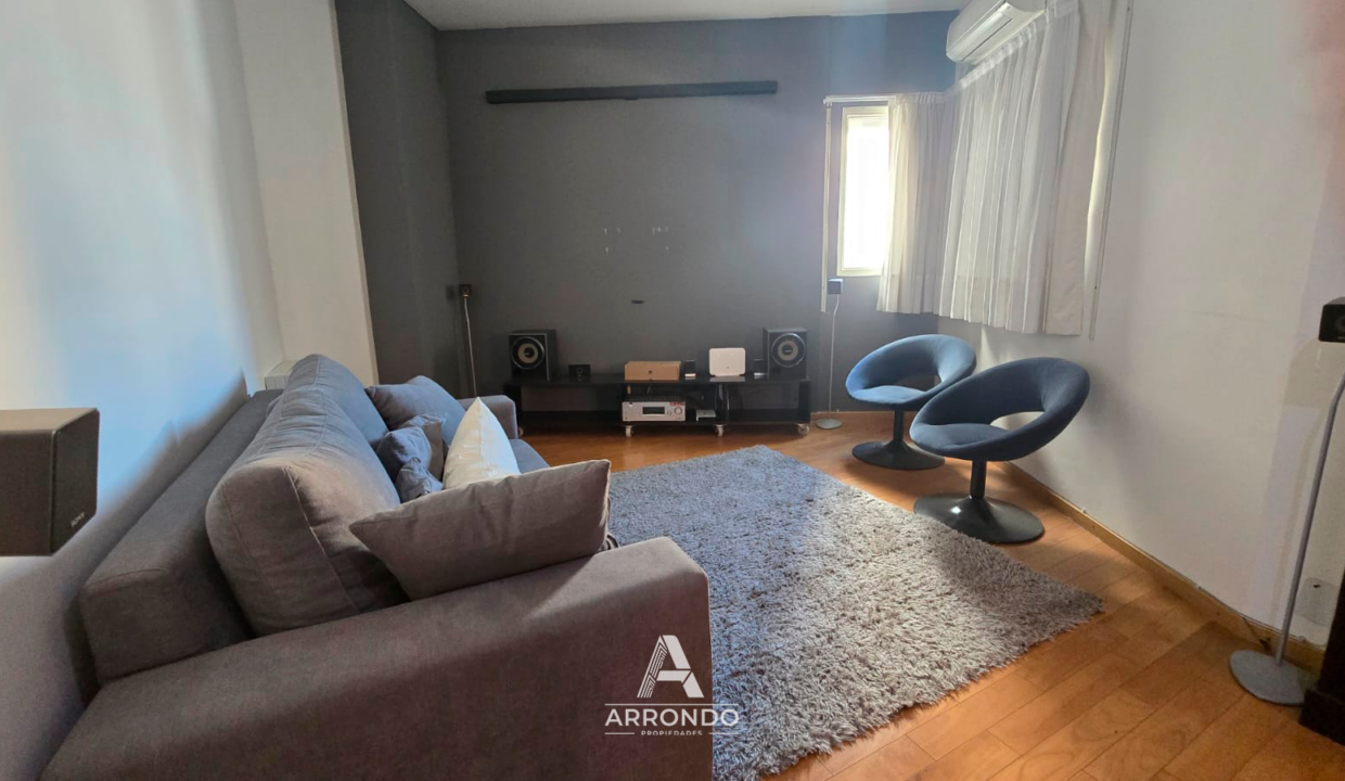 ArrondoProp_Paraguay800_Cine2