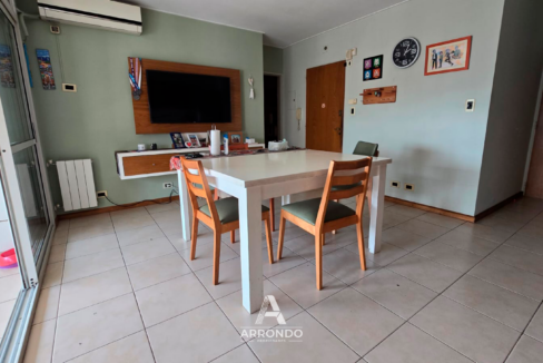 ArrondoProp_Rodriguez1600_Cocina&Desayunador1