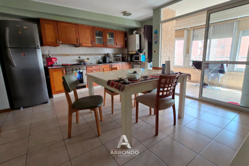 ArrondoProp_Rodriguez1600_Cocina&Desayunador2