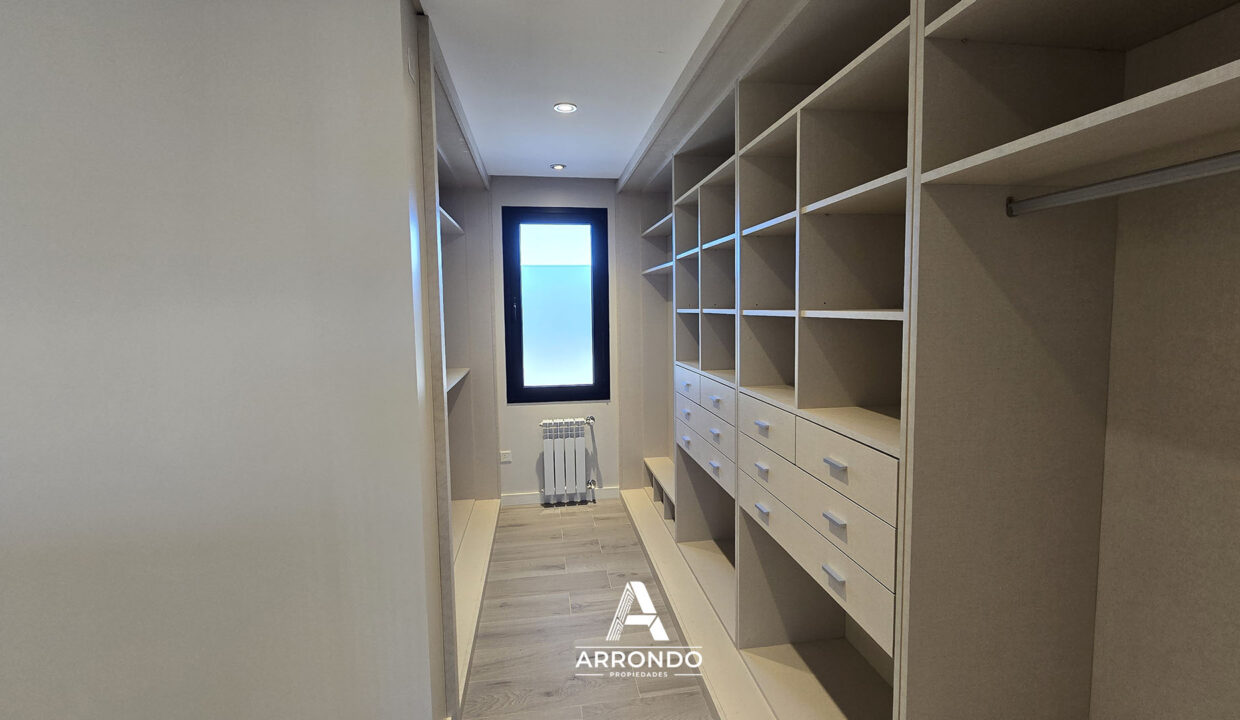 ArrondoProp_CasaBarrioKentucky (14)