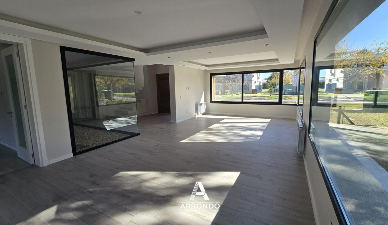 ArrondoProp_CasaBarrioKentucky (2)